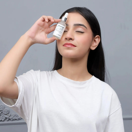 Use Salicylic Acid Serum for oily skin Pakistan
